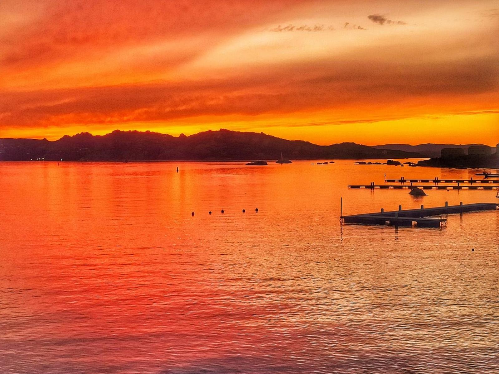 Appartamento Vista Mare A La Maddalena Λα Μανταλένα Εξωτερικό φωτογραφία