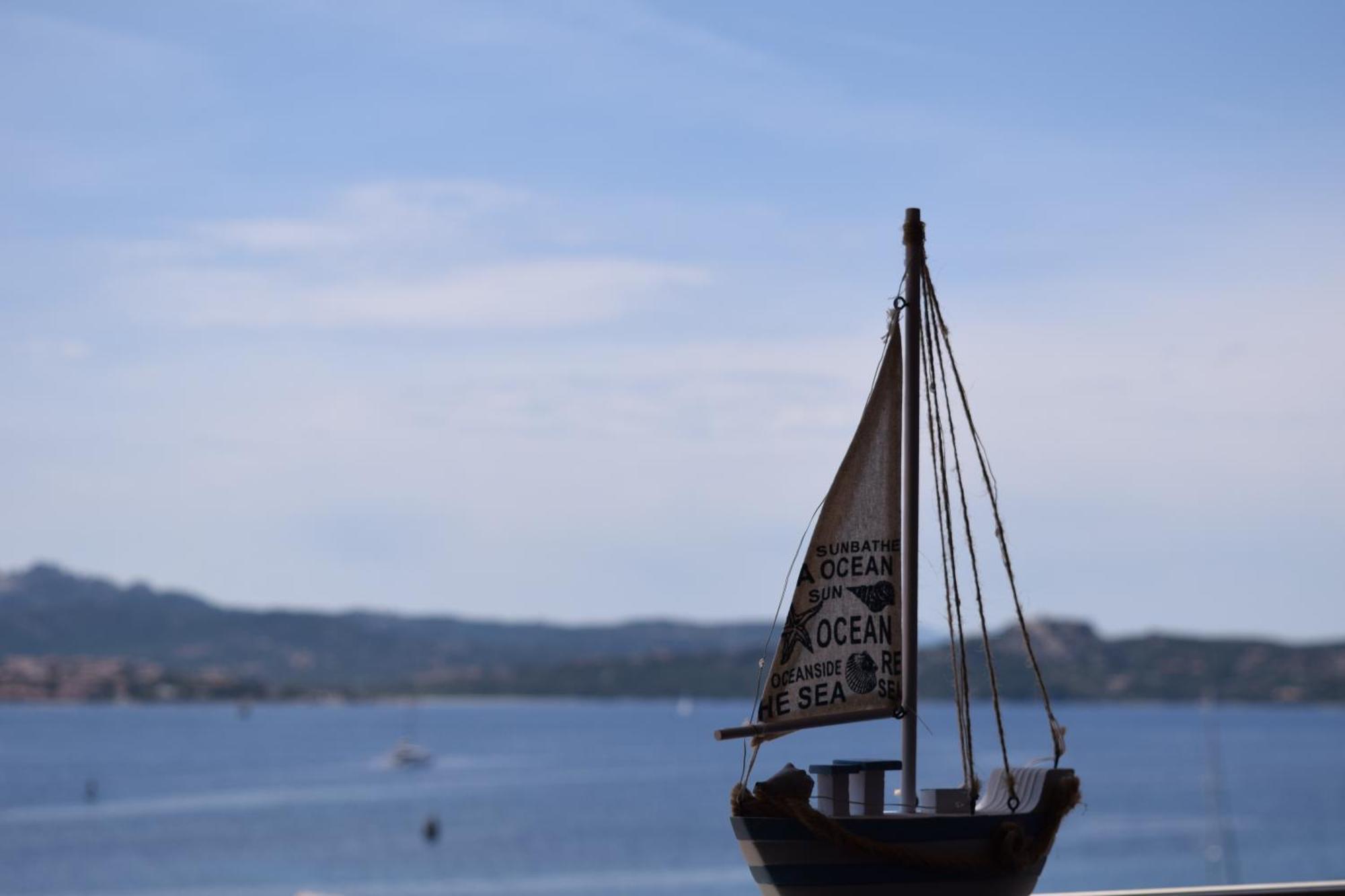 Appartamento Vista Mare A La Maddalena Λα Μανταλένα Εξωτερικό φωτογραφία