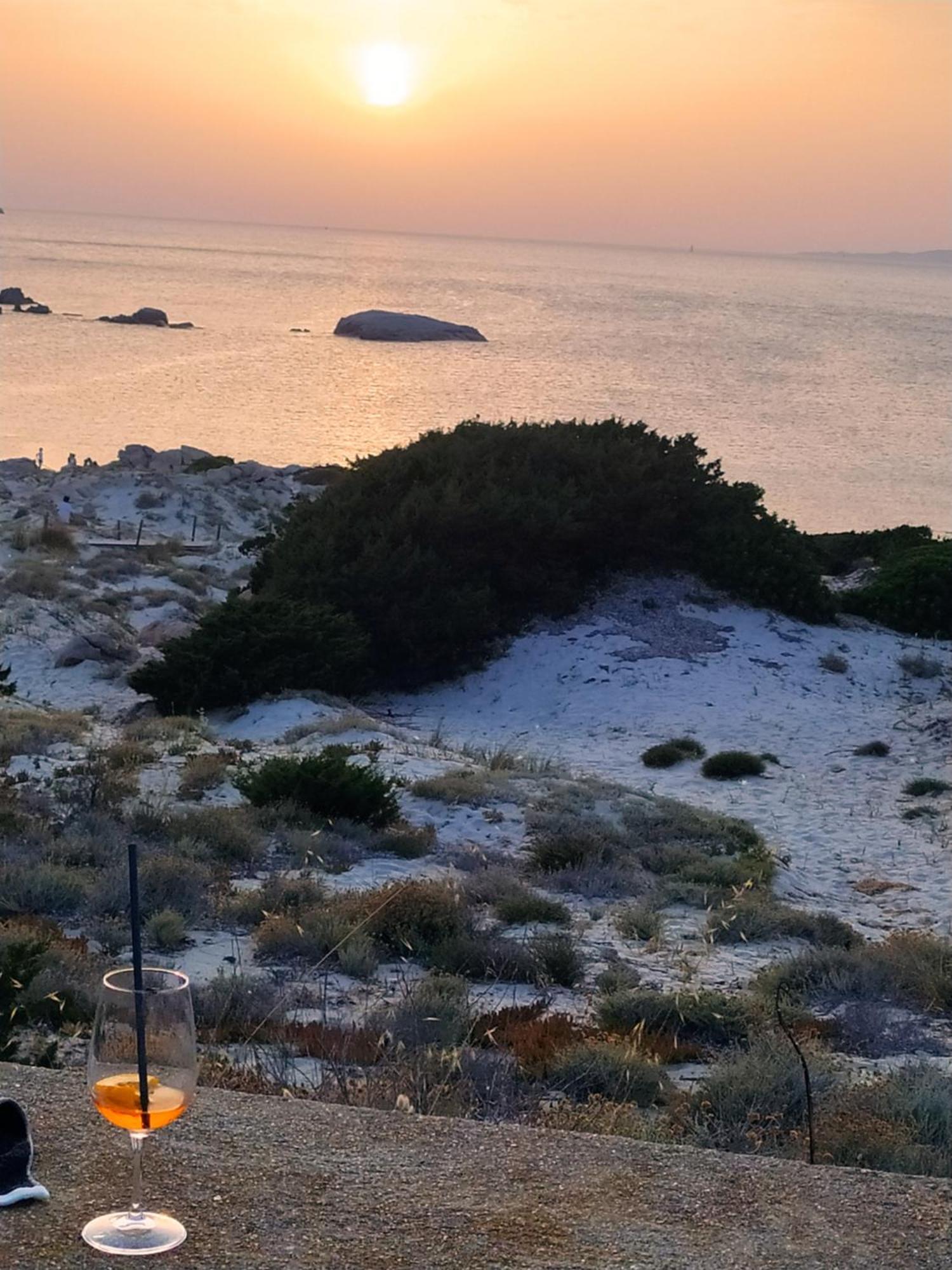 Appartamento Vista Mare A La Maddalena Λα Μανταλένα Εξωτερικό φωτογραφία